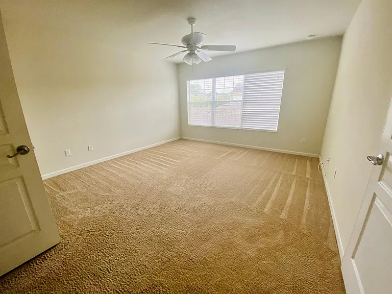 7718 Fairgrove Ave — Photo 14