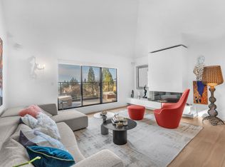 5706 Owl Ct, North Vancouver, BC V7R 4V6