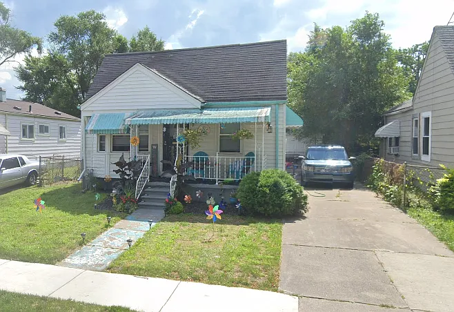 3575 S Ethel St — Photo 5