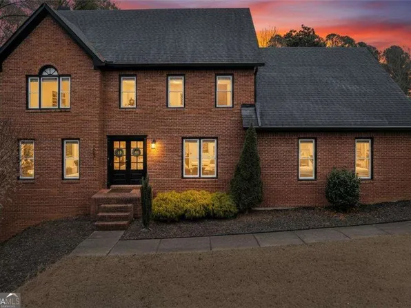 2052 Sanderlings Dr NW, Kennesaw, GA 30152