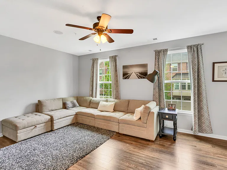 1503 Pointe View Dr — Photo 5