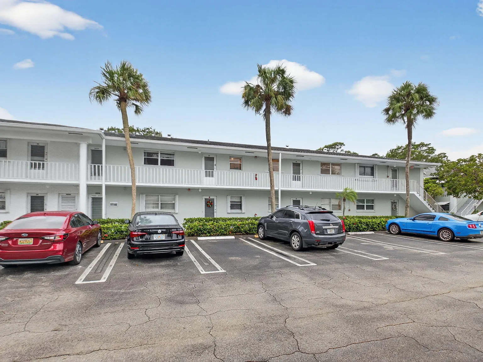2 bed, 2.0 bath, 1013 sqft, $2,600 — Photo 1