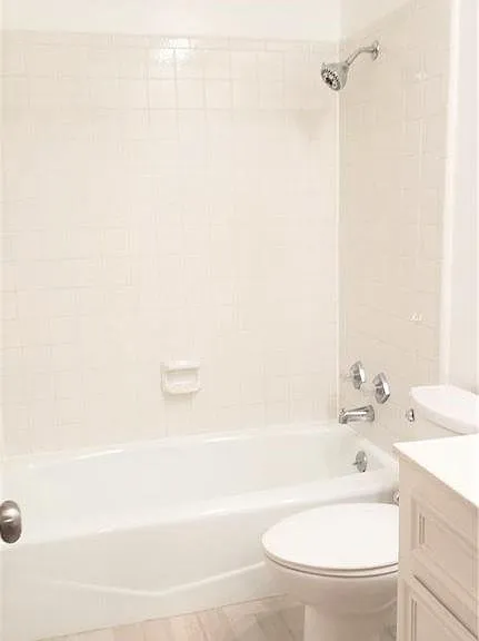 3400 N Cynthia St — Photo 8