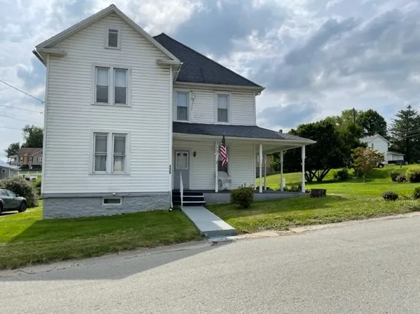 115 Blaine Ave, Mc Clellandtown, PA 15458