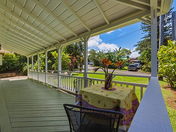 3rd image of 3217 Luahine Pl
