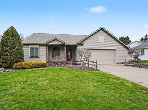 268 S Bayshore Dr, Columbiana, OH 44408