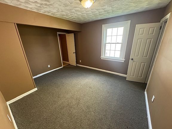 5th image of 1609 Roanoke Ave