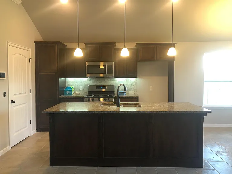 2316 Norwood Dr — Photo 3