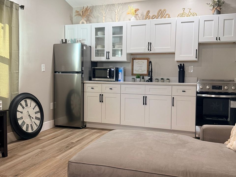 1st image of 1001 Briarwood Rd #2