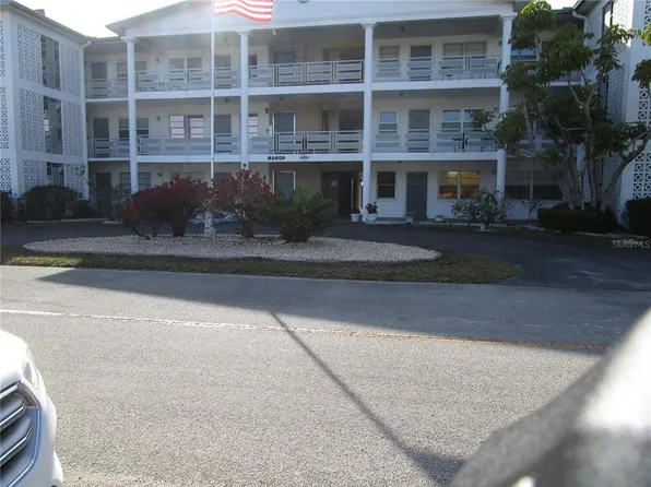 6000 20th St N APT 143, Saint Petersburg, FL 33714