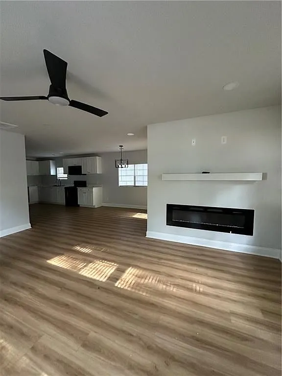 3 bed, 2.0 bath, 1868 sqft, $2,100 — Photo 4