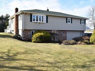 323 Gifford Rd, Westport, MA 02790