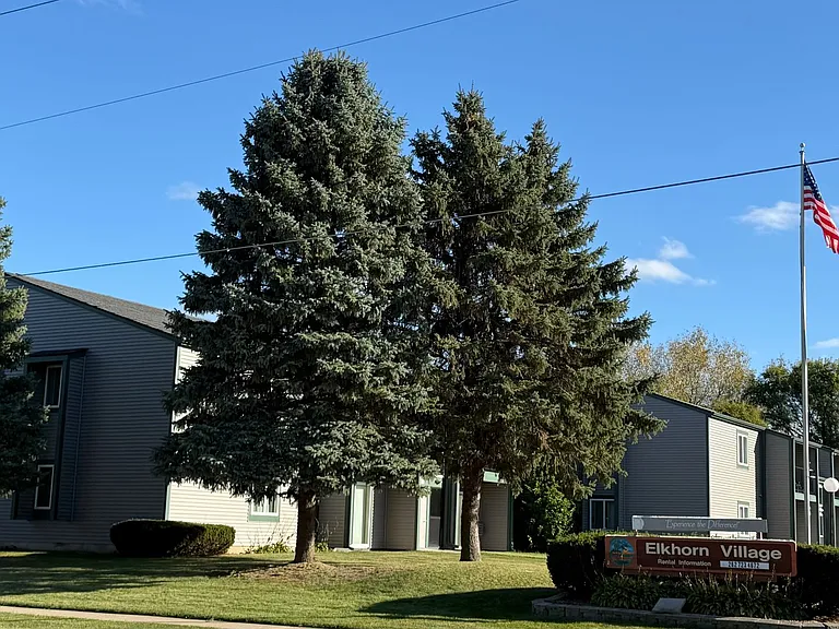 Elkhorn Village Apartments | 1 & 2 Bedroom Apartments in Elkhorn, WI Heat Included — Photo 50