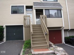 169 Sunrise Hill Rd, Norwalk, CT 06851