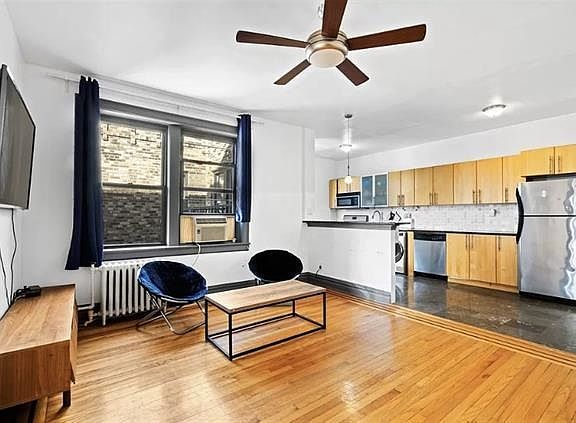 2nd image of 260 Harrison Ave #505