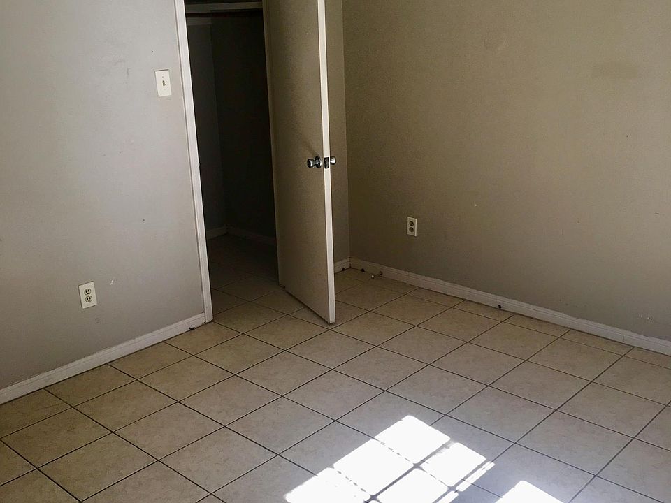 1st image of 408 Scotsdale St APT A