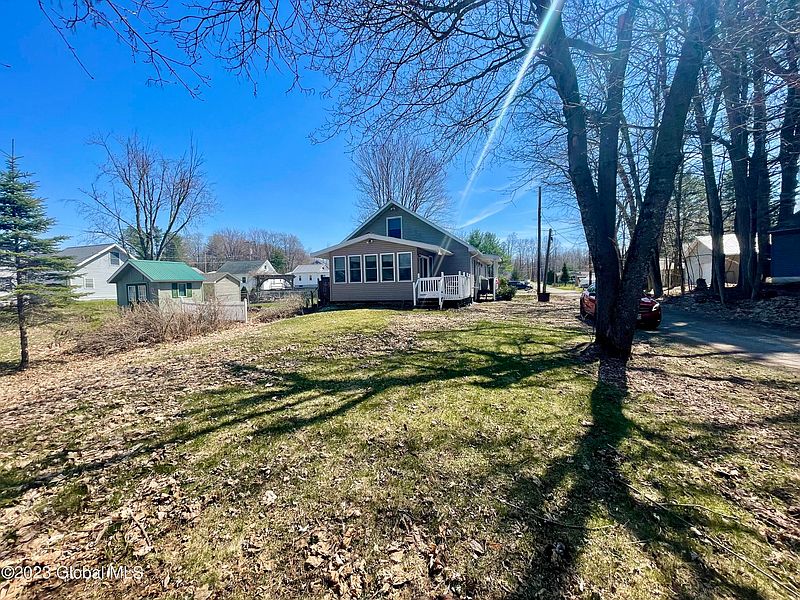 5th image of 120 Teal Avenue