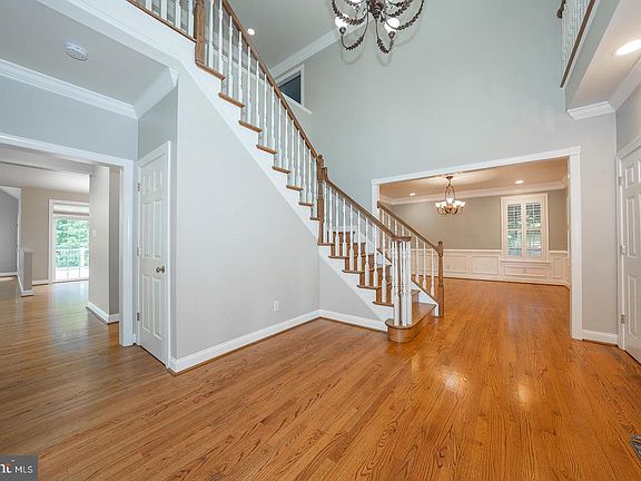 5th image of 2140 Howell Rd