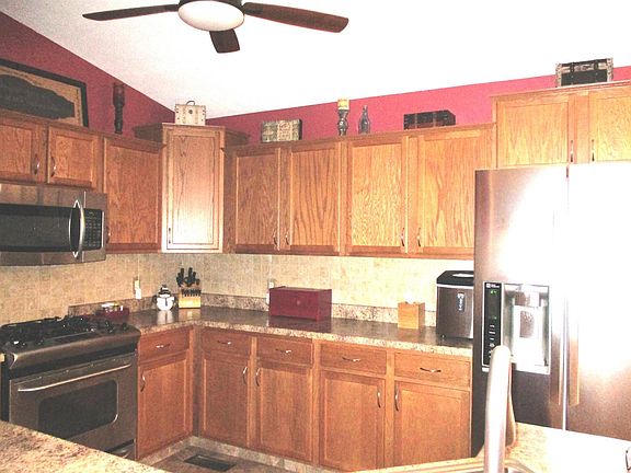 4th image of 3351 Jantz Cir