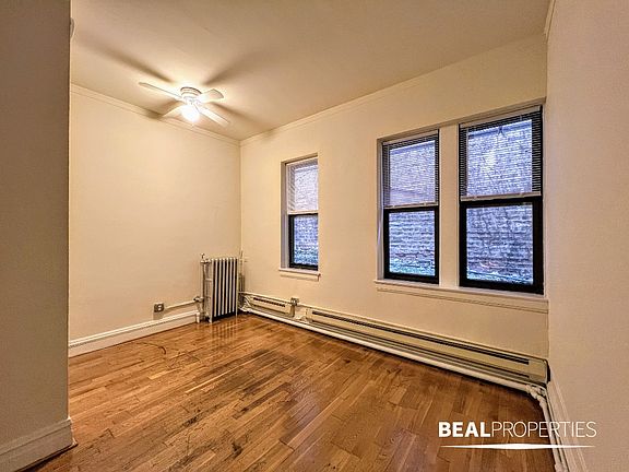 3rd image of 4631 N Paulina St #4631102