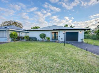 19 Crooked Ln, Naples, FL 34112