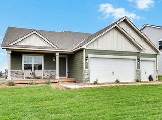 9909 89th Ave S, Cottage Grove, MN 55016