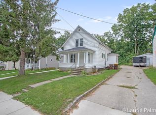 625 Hackett St, Ionia, MI