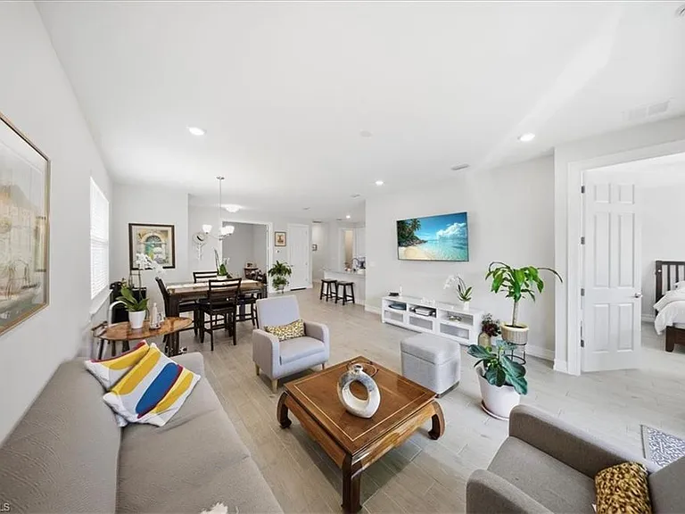 1074 Enbrook Loop — Photo 15