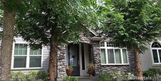 1st image of 5500 Pacific Ave SE
