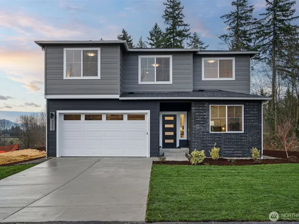 3323 219th Avenue E, Lake Tapps, WA 98391