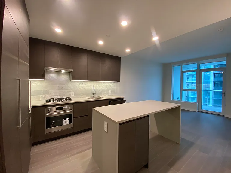 4168 Lougheed Hwy #1803 — Photo 2