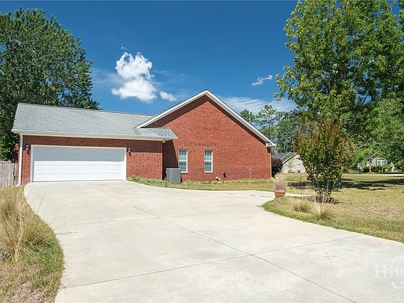 3rd image of 605 Patrick Way