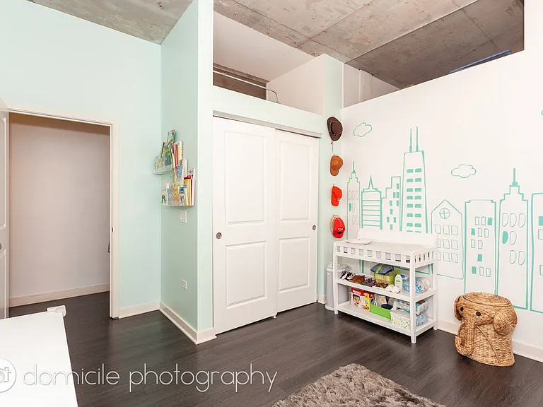 50 E 16th St #804 — Photo 12