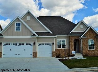 106 Saddle Ridge Rd, Morgantown, WV 26508