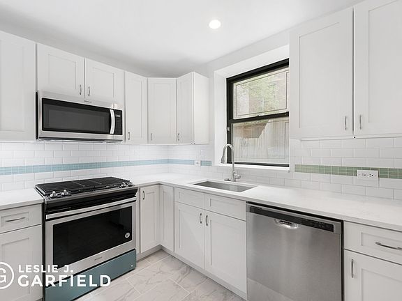 5th image of 23 W 69th St APT A