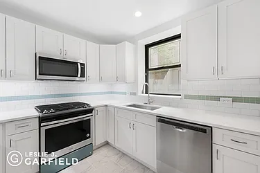 Rented by Leslie J. Garfield