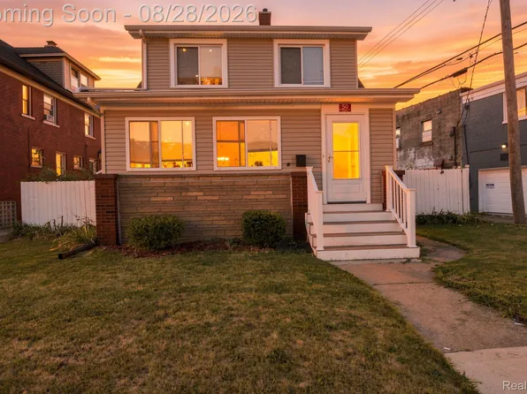50 Elm St, River Rouge, MI 48218