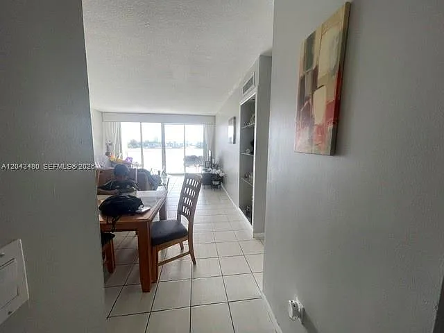 17050 N Bay Rd #407 — Photo 16