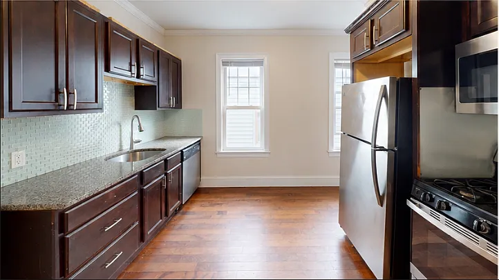 47 Iffley Rd #2