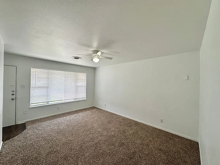3101 Zephyr Rd — Photo 5