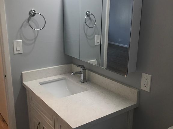 5th image of 1223 W McKinley Ave APT 2
