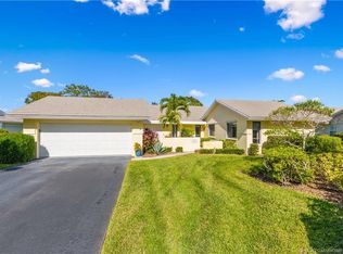 2106 NW Greenbriar Ln, Palm City, FL 34990