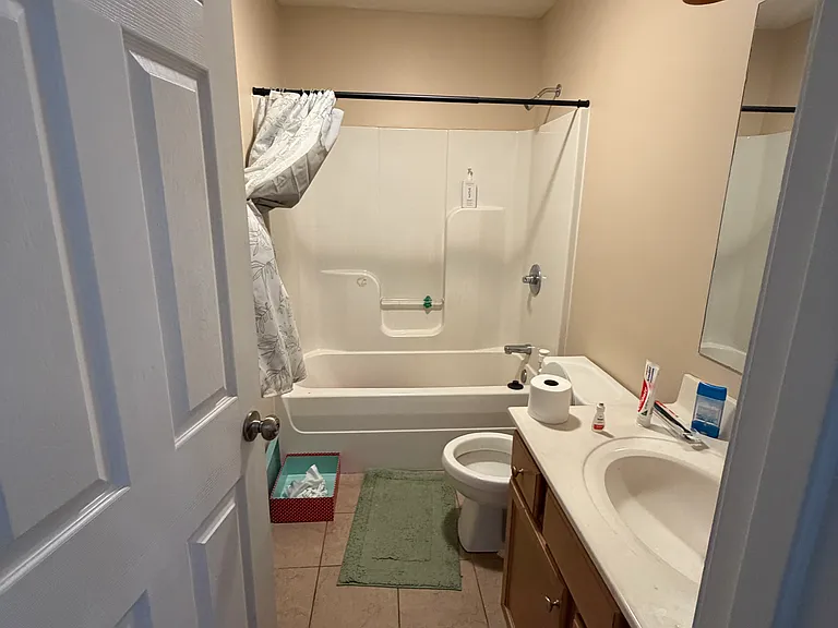 208 Wild Rose Ln #A — Photo 4