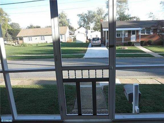 3rd image of 3425 Cranston Ave