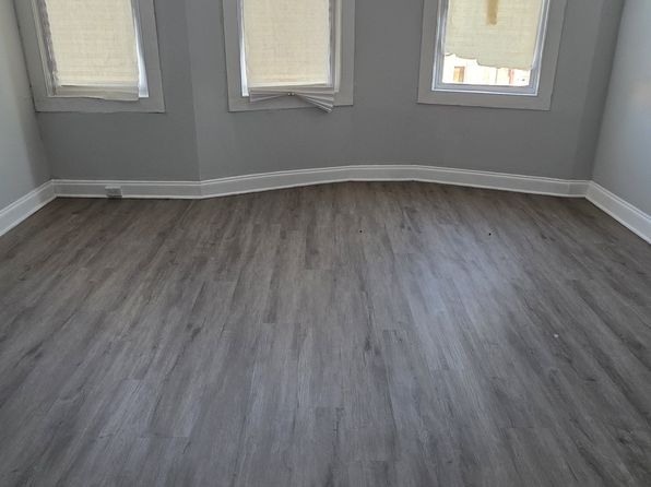 2136 N Fulton Ave APT 3