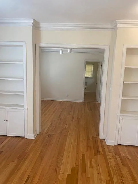 2 bed, 1250 sqft, $2,300 — Photo 3