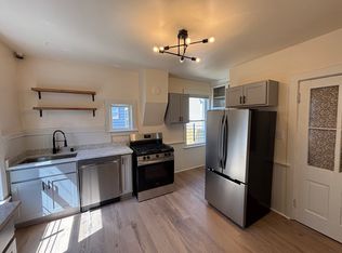 1631 N Warren Ave, Milwaukee, WI 53202