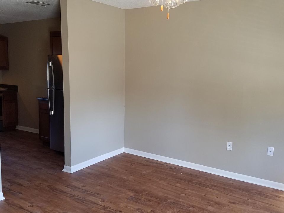 DEER WOOD APARTMENTS 560 E Main St Statesboro GA Zillow