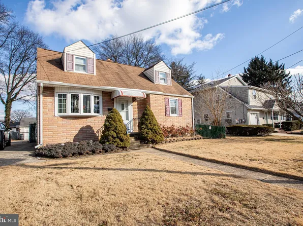 96 Corson Ave, Hamilton, NJ 08619