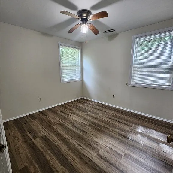 1524 Laberta Ct — Photo 4